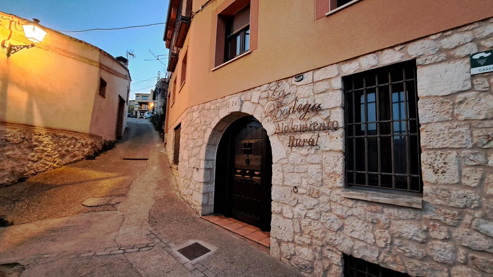 Casa Rural La Bodega, Ofrece Cata De Vino Gratis Horche Exterior photo